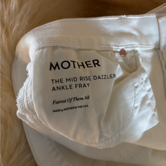 Mother 'The Mid Rise' White Dazzler Ankle Fray Denim Jean Size 31 New with tags - Picture 3 of 14
